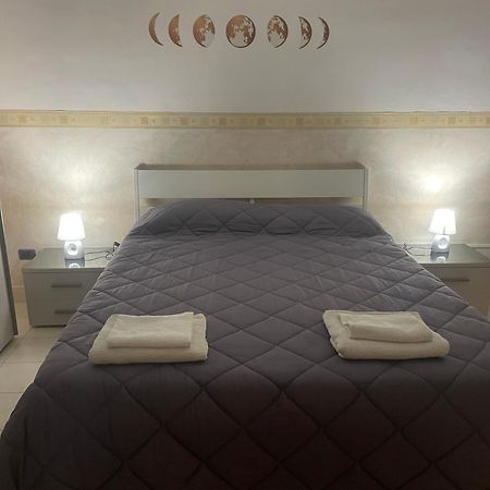 La Dependance Appartement Barletta Buitenkant foto